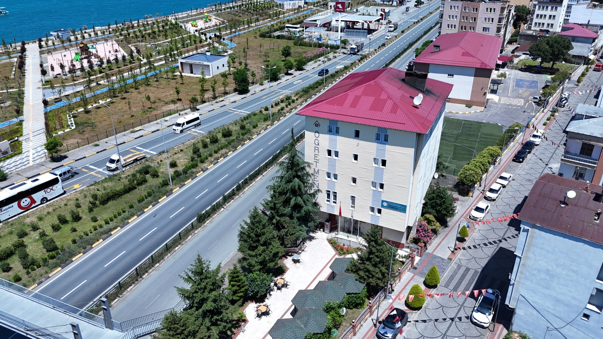 Çarşıbaşı Öğretmenevi